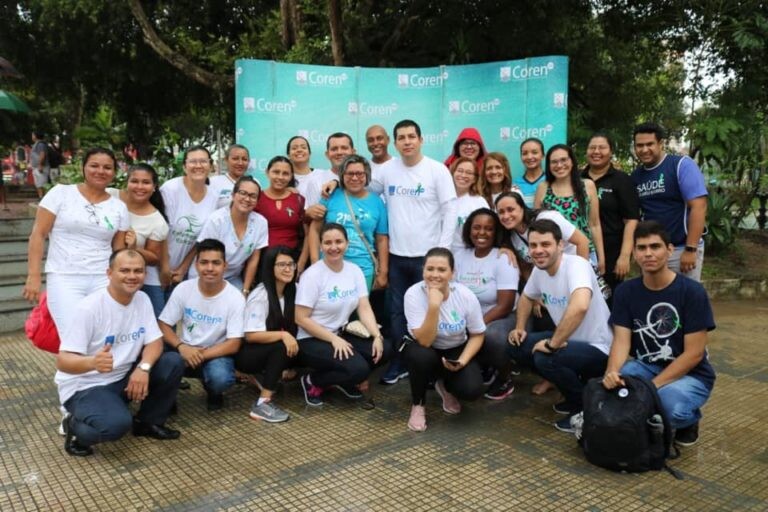 coren-am-promove-acao-social-na-praca-da-policia