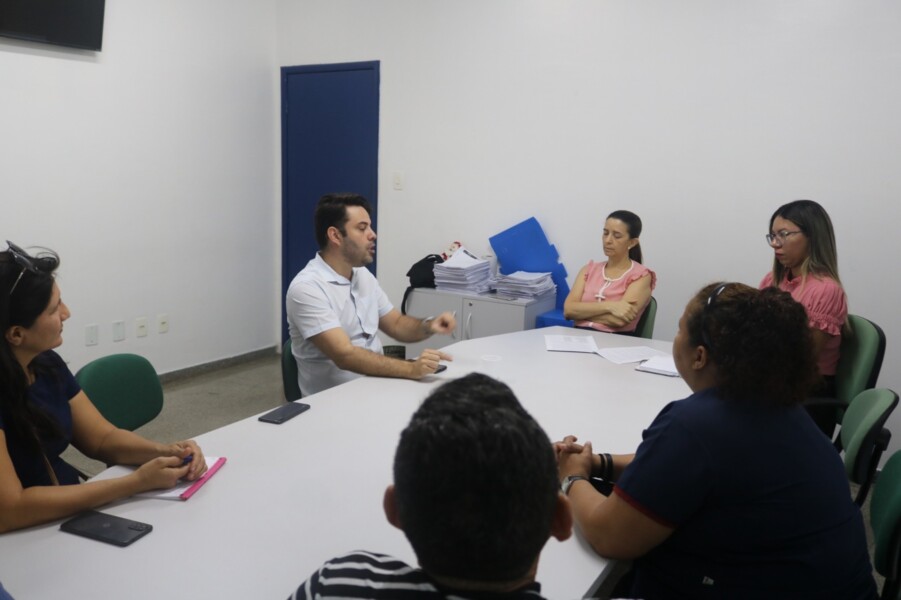 procurador-do-coren-am-esclarece-duvidas-sobre-o-piso-salarial-da-enfermagem-na-fundacao-drthomas