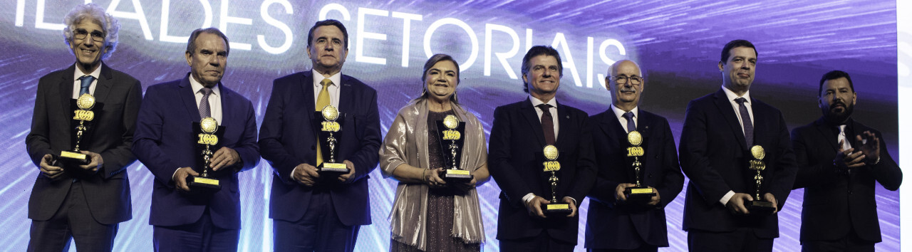 presidente-do-cofen-e-eleita-uma-das-100-maiores-liderancas-da-saude-em-2023