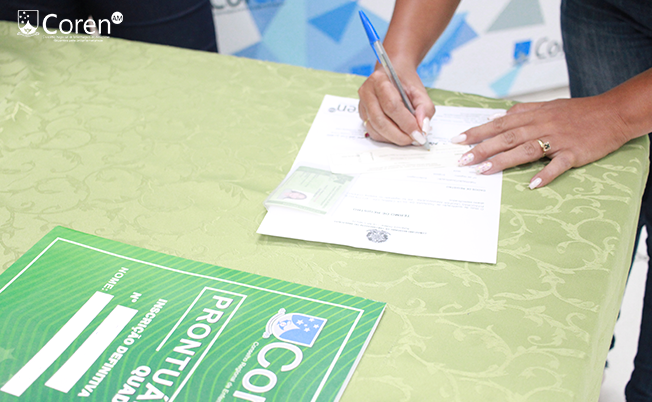 quer-renovar-sua-carteira-profissional-da-enfermagem-saiba-quais-sao-os-documentos-necessarios